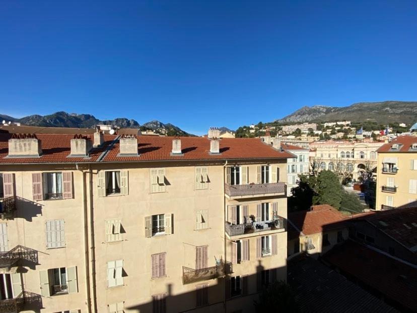 مينتون "Dans Les Toits De La Ville" Plein Centre Et Mer المظهر الخارجي الصورة